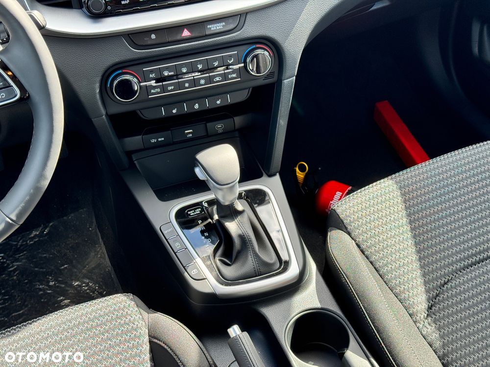 Kia Ceed 1.5 T-GDI M DCT - 16