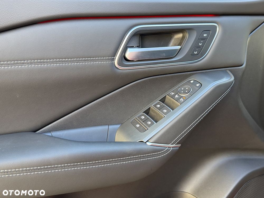 Nissan Qashqai 1.3 DIG-T MHEV Xtronic Tekna - 9