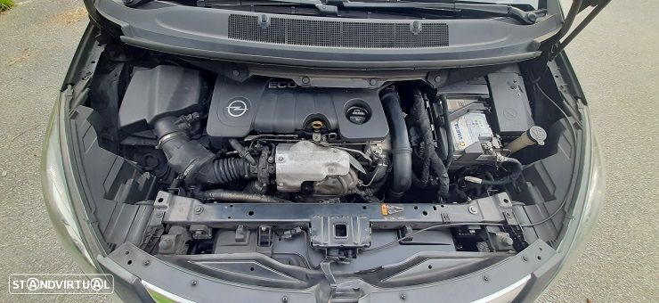 Opel Zafira 1.6 CDTi Cosmo - 28