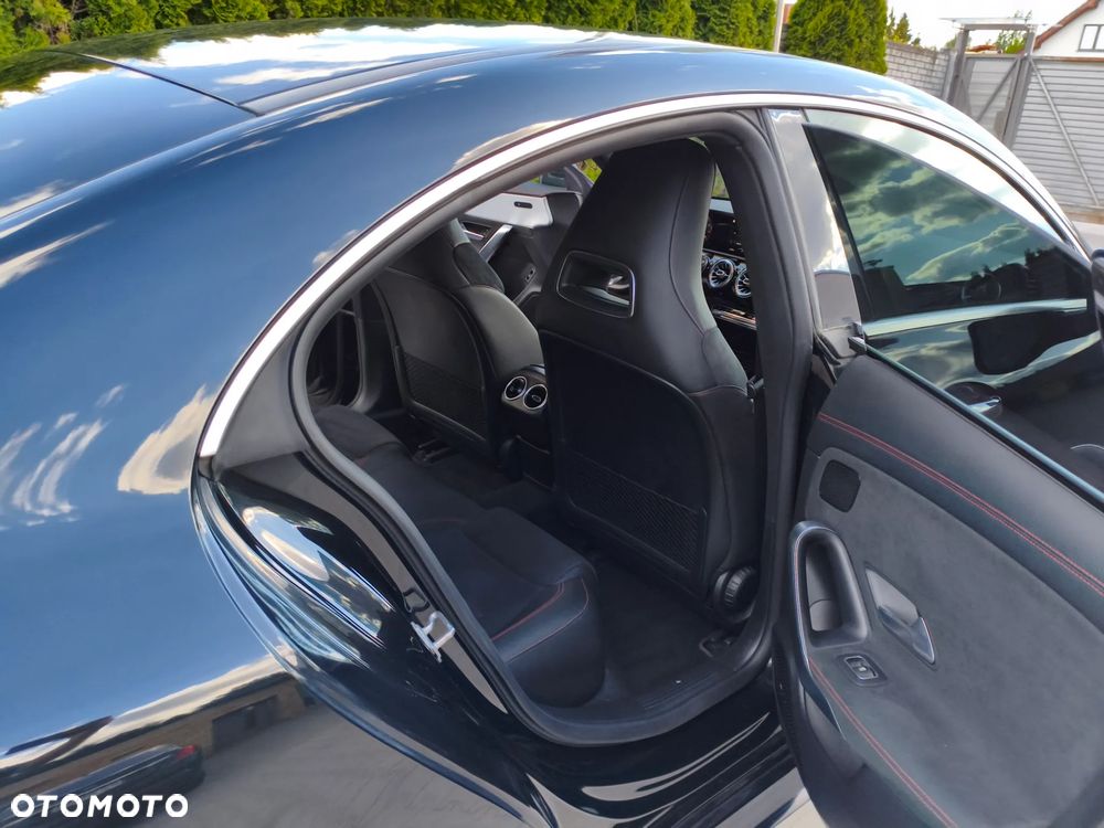 Mercedes-Benz CLA 220 AMG Line 7G-DCT - 11