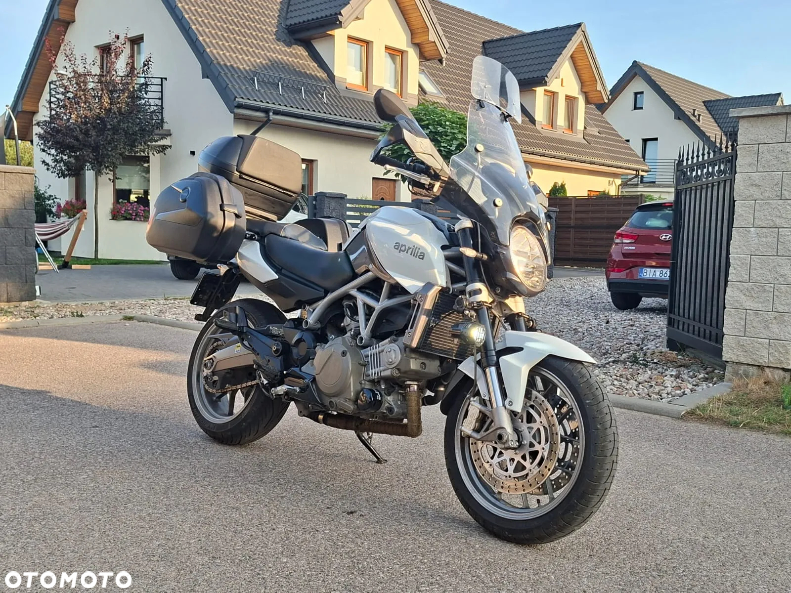 Aprilia Mana - 12