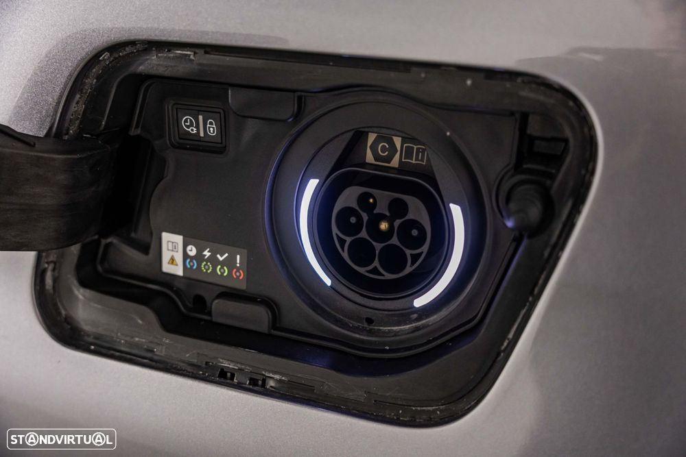 Peugeot 3008 1.6 Hybrid Allure Pack e-EAT8 - 27