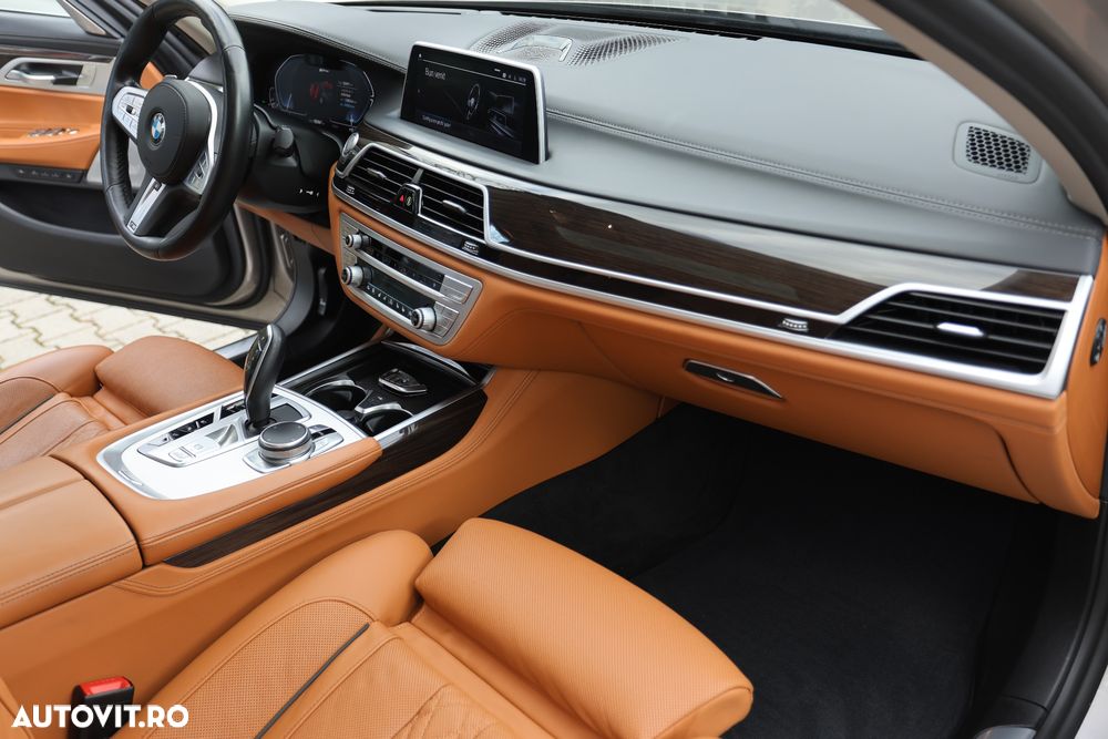 BMW Seria 7 745Le xDrive AT PHEV - 19