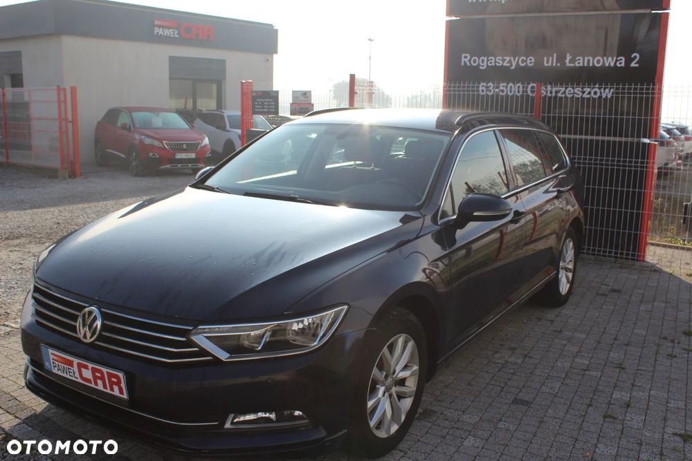 Volkswagen Passat Variant 1.6 TDI SCR DSG Comfortline - 8