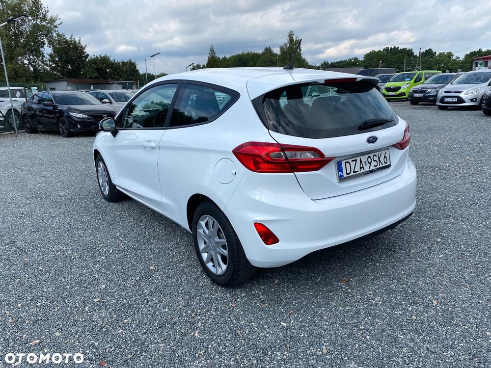 Ford Fiesta 1.1 S&S TREND - 3