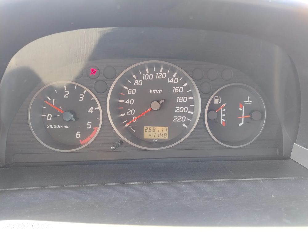 Nissan X-Trail 2.2 dCi Sport - 12
