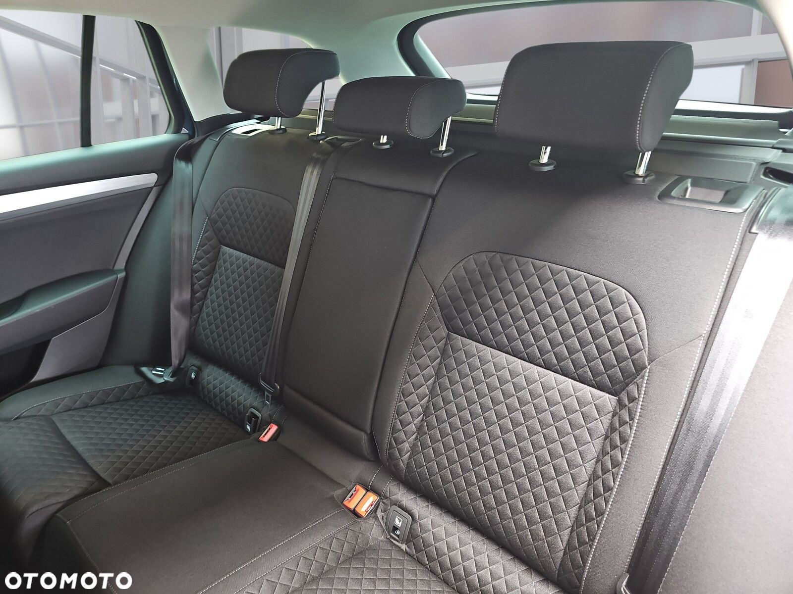Skoda Superb 2.0 TDI SCR Ambition - 19