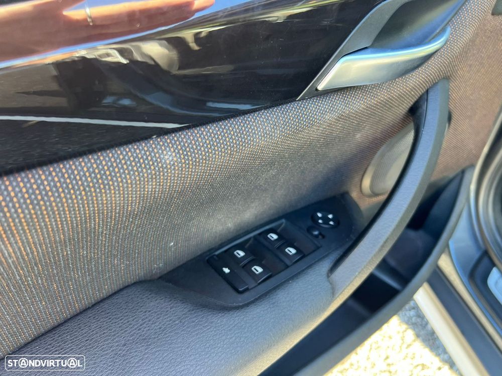 BMW X1 20 d sDrive EfficientDynamics - 25