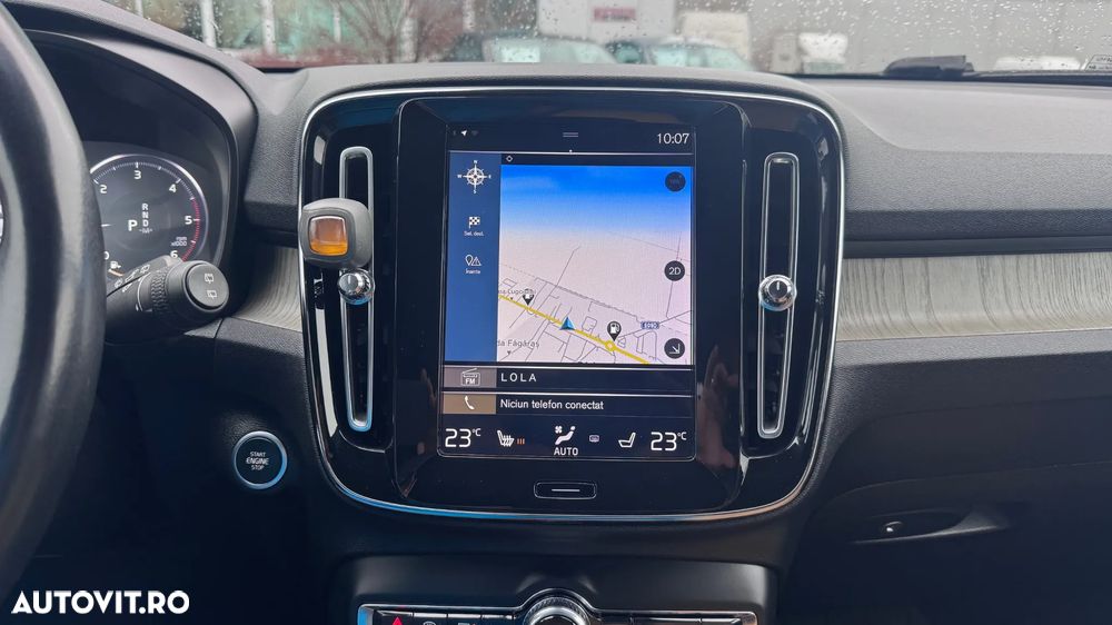 Volvo XC 40 D4 AWD Geartronic Inscription - 10