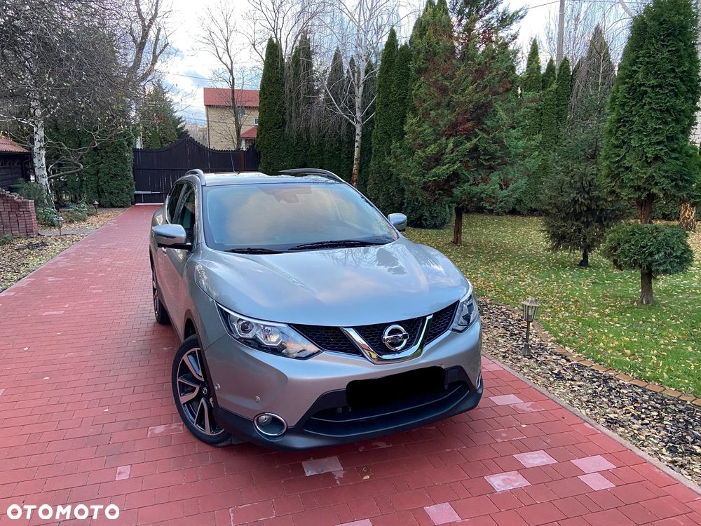 Nissan Qashqai 1.6 dCi TEKNA - 1