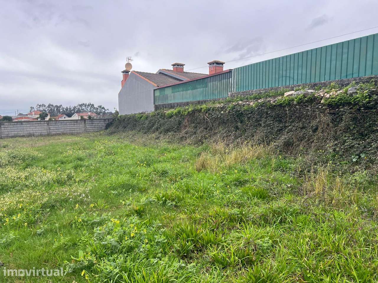 Terreno Rustico com 2100 M2 - Grande imagem: 3/5