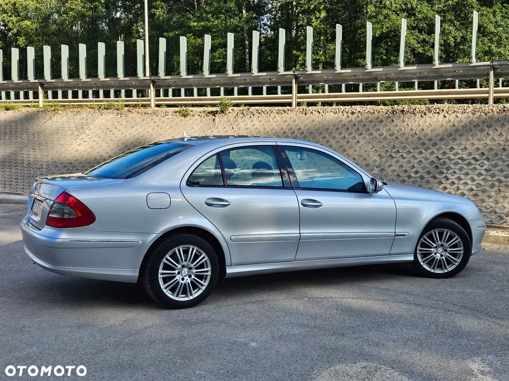 Mercedes-Benz Klasa E - 31