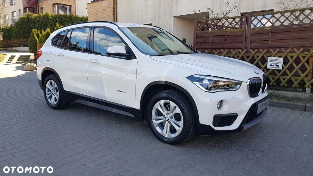 BMW X1 sDrive18d Advantage sport - 4