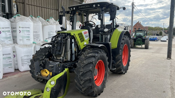 Claas ARION 550