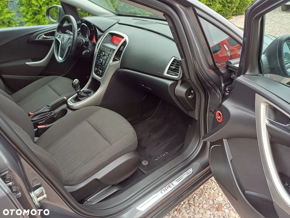Opel Astra 1.4 T Enjoy - 18