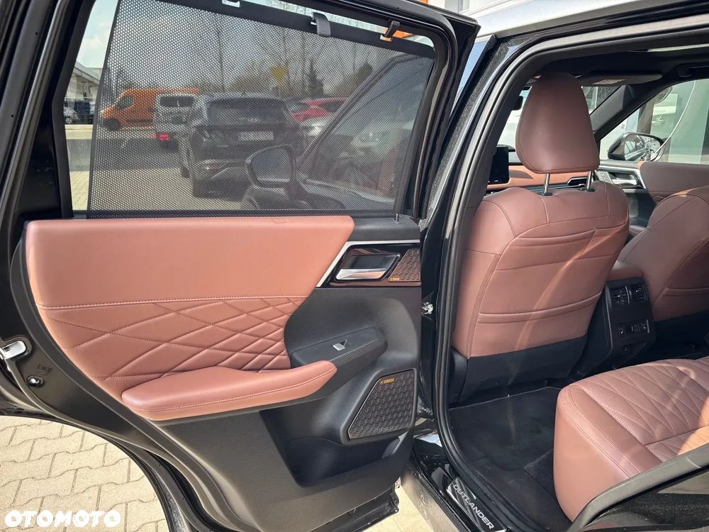 Mitsubishi Outlander Instyle Plus - 14