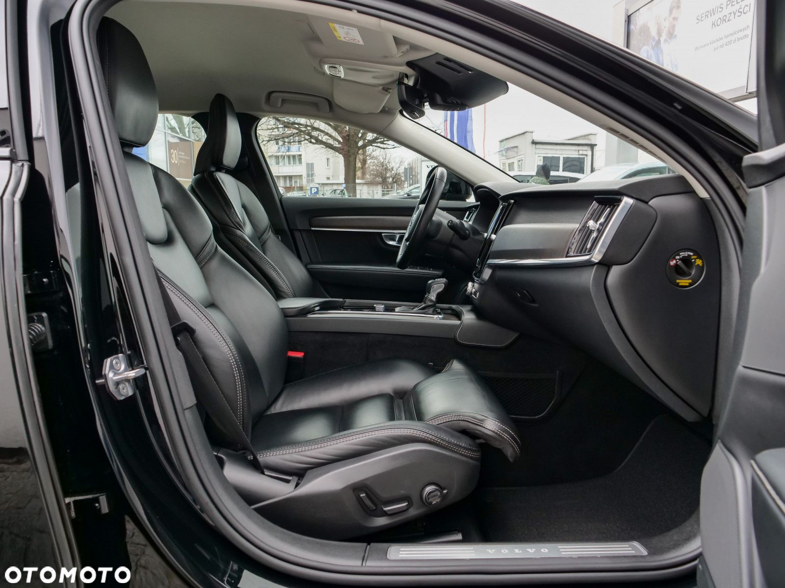 Volvo V90 Cross Country - 31