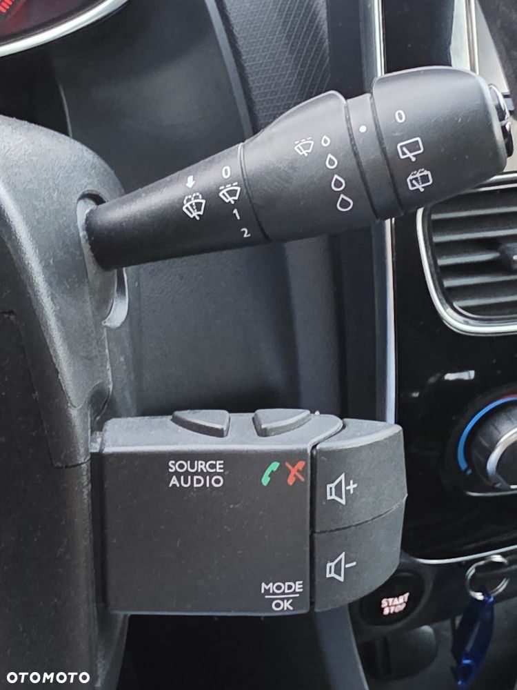Renault Clio - 21