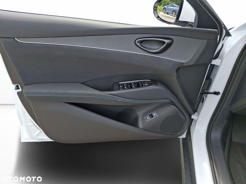 BYD Seal 6 - 11