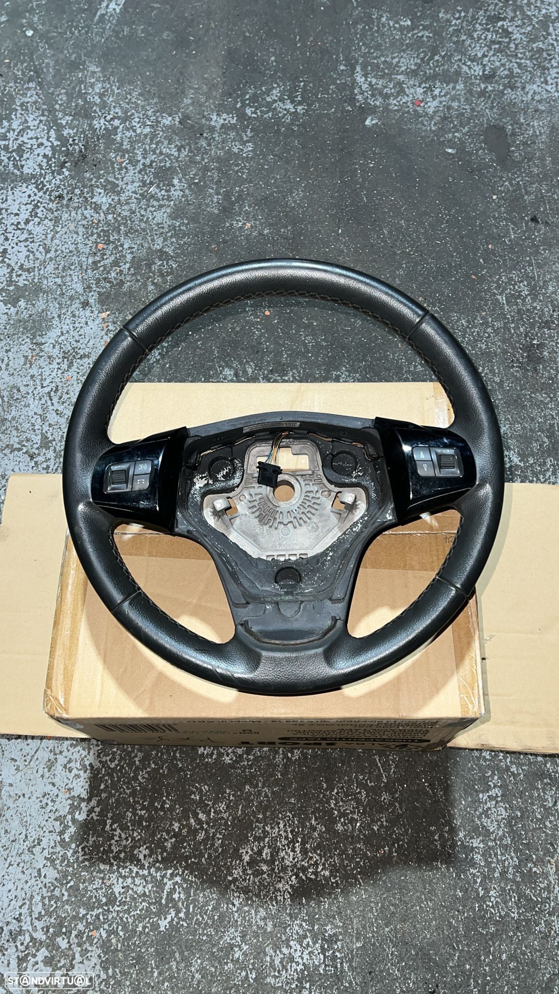 Volante Opel Corsa D - 1
