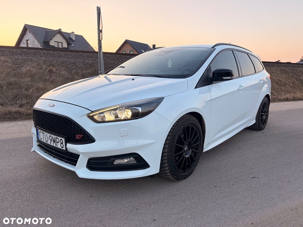 Ford Focus SW 2.0 EcoBoost ST - 3