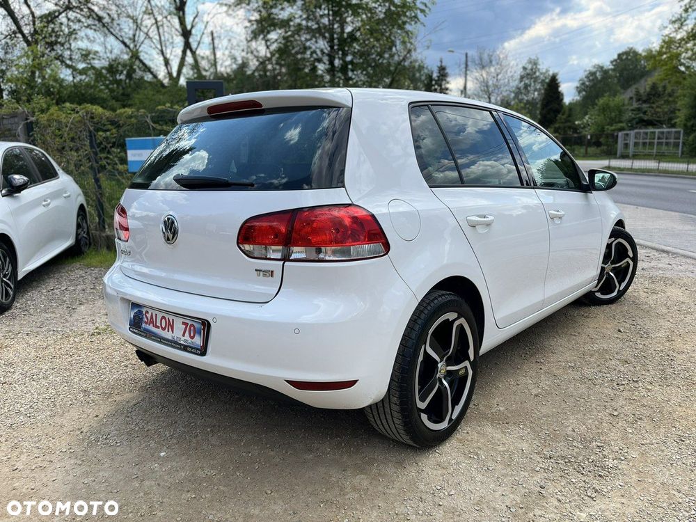 Volkswagen Golf - 2