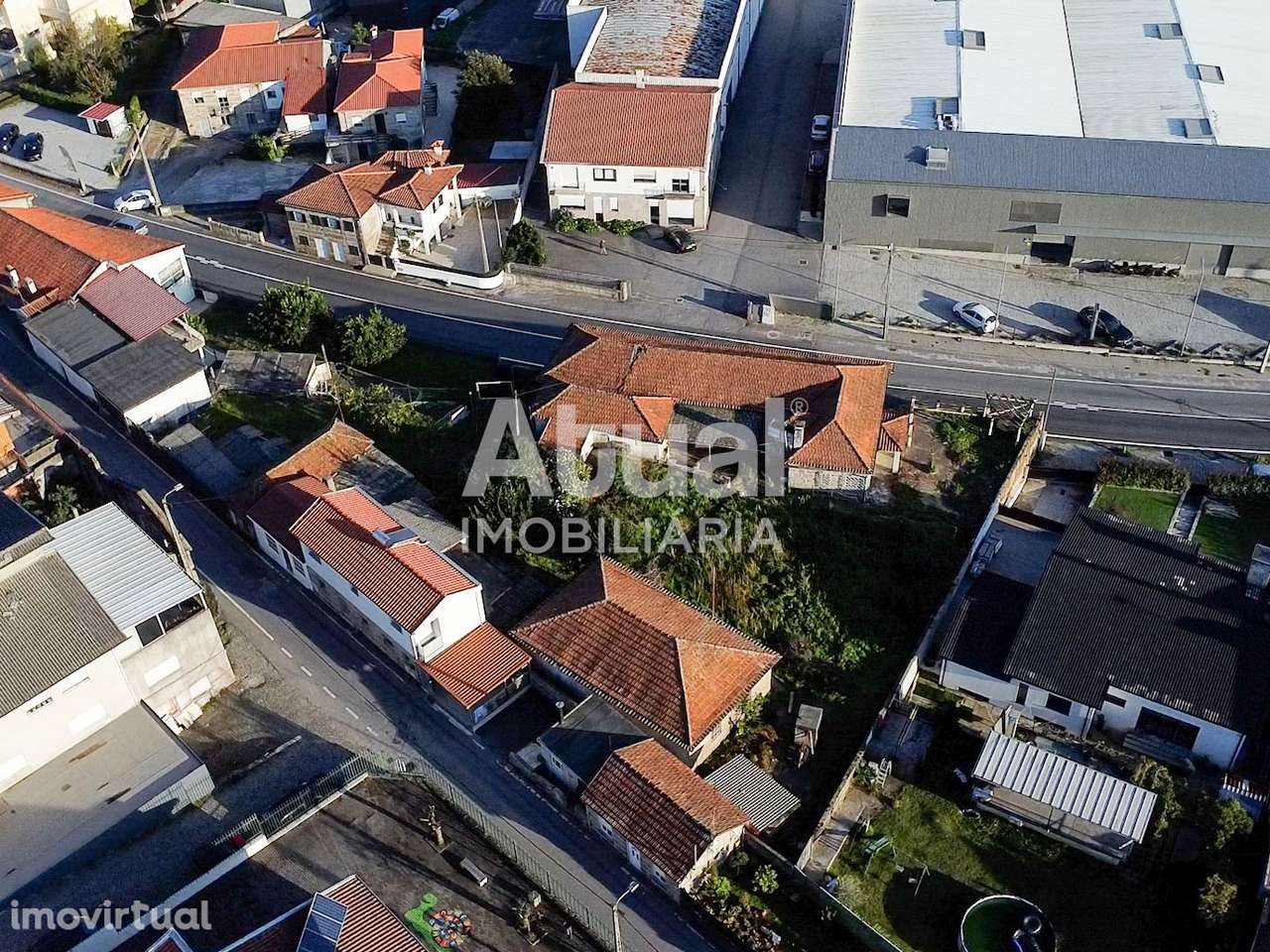 Moradia para Restaurar T3 Venda em Nespereira,Guimarães - Grande imagem: 5/6