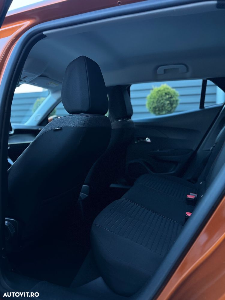 Peugeot 2008 PureTech 130 EAT8 Allure - 10