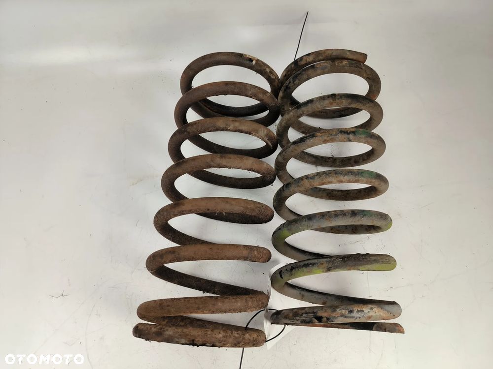 Sprężyny tył lub przód Land Rover Defender 110 Pickup - 7
