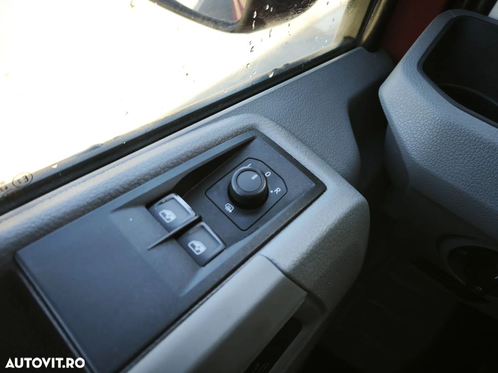 Volkswagen CRAFTER - 14