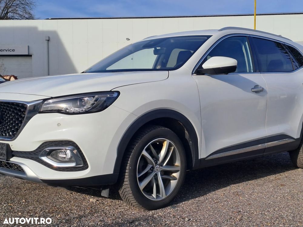 MG EHS PHEV Luxury - 7