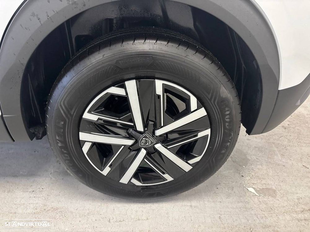 Peugeot 2008 1.2 PureTech Style - 11