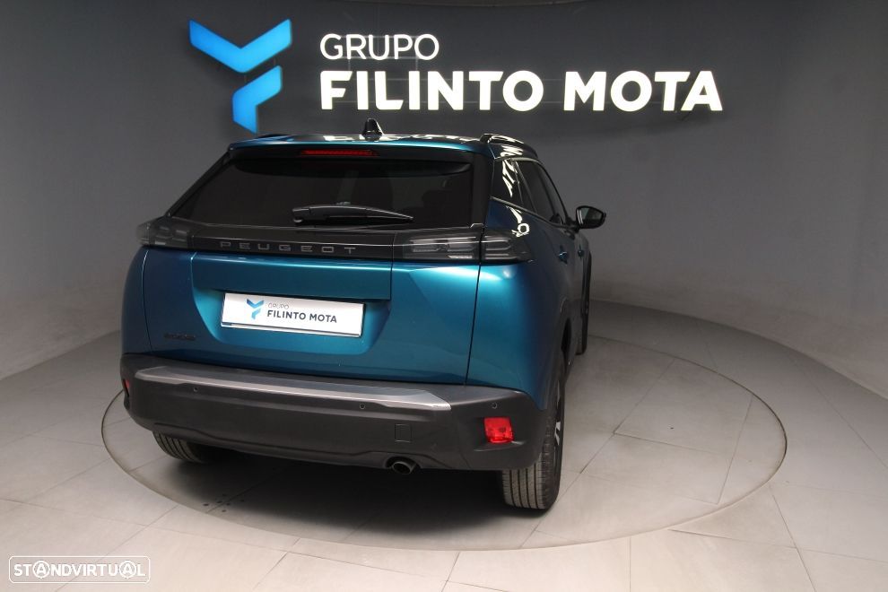 Peugeot 2008 1.2 PureTech Allure - 4