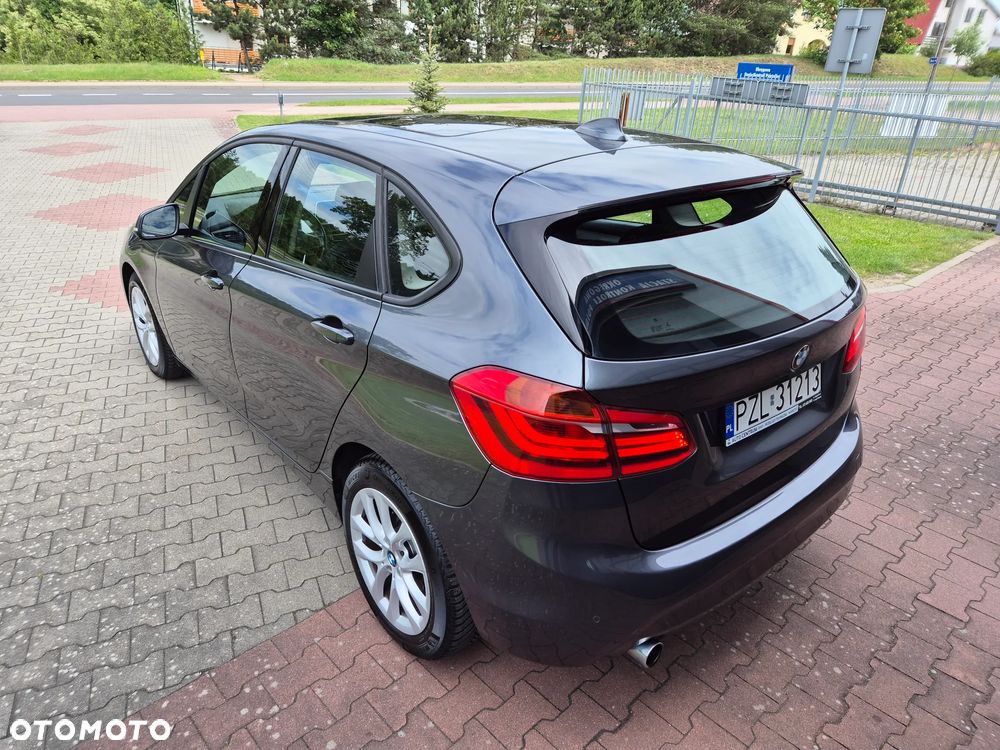 BMW Seria 2 218d Sport-Aut Luxury Line - 11