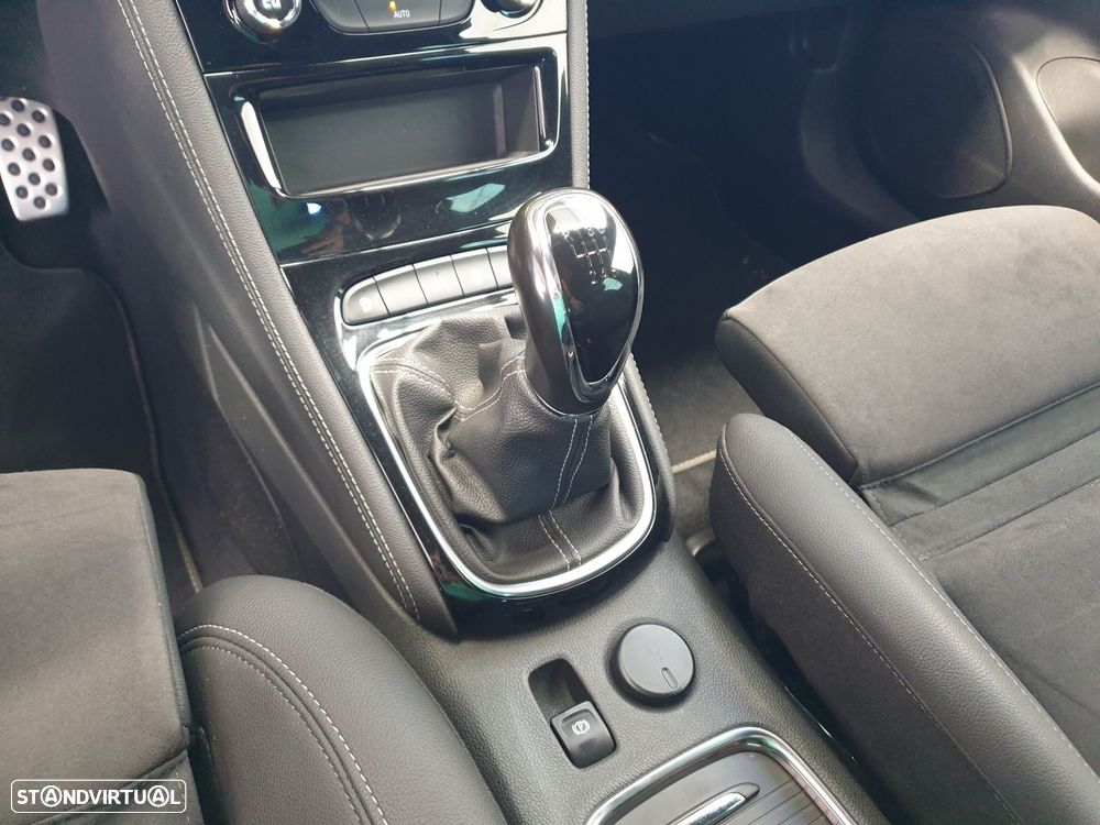 Opel Astra Sports Tourer 1.5 D Ultimate S/S - 17
