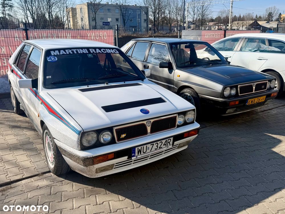 Lancia Delta - 40