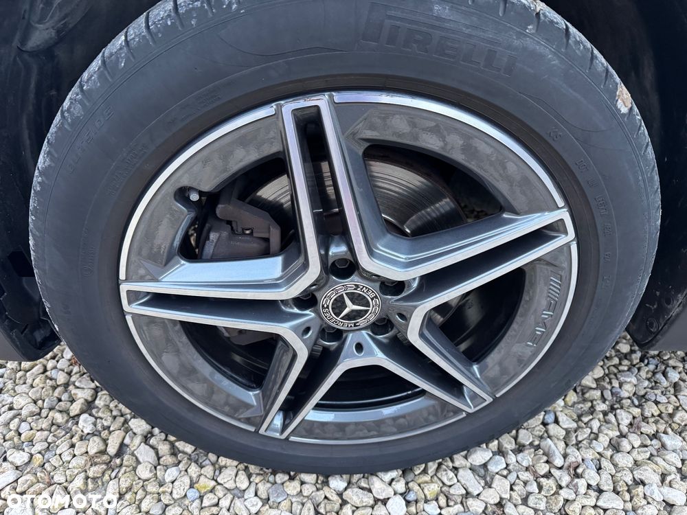 Mercedes-Benz GLB 200 d 8G-DCT AMG Line - 36