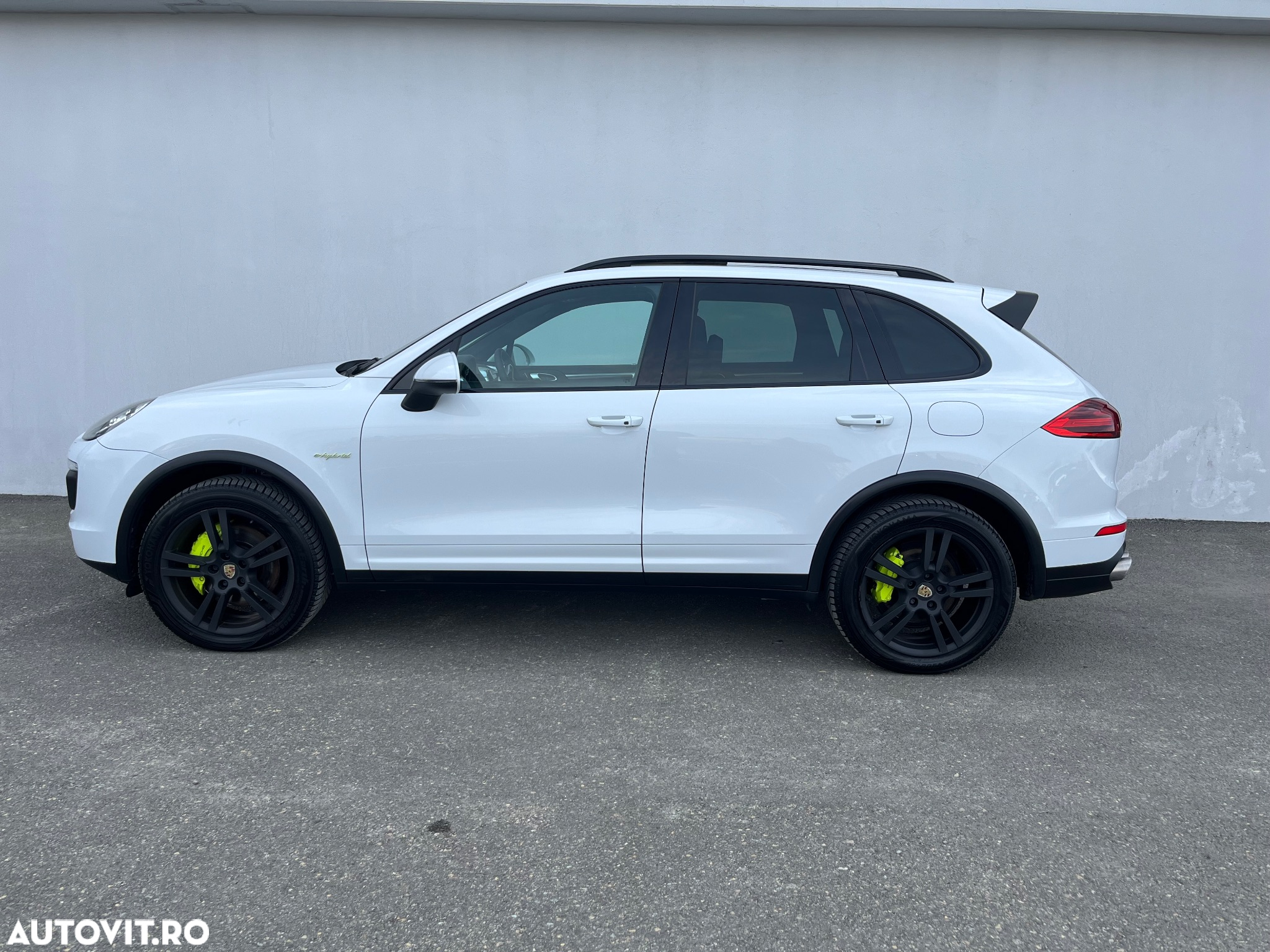 Porsche Cayenne S Hybrid Tiptronic S - 3