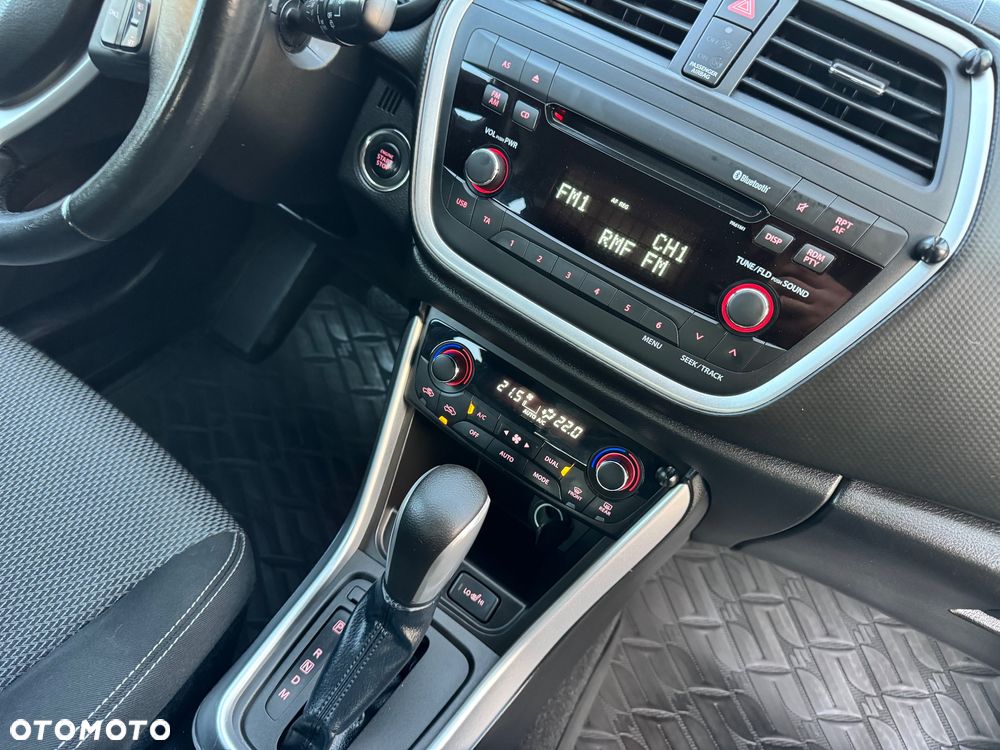 Suzuki SX4 S-Cross 1.6 VVT CVT 4x2 limited - 31