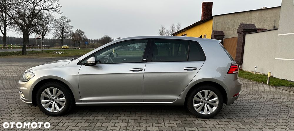 Volkswagen Golf 2.0 TDI Sound - 31
