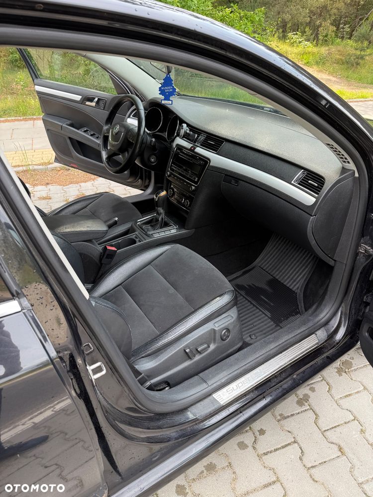 Skoda Superb 2.0 TDI Elegance - 12
