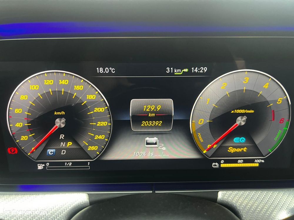 Mercedes-Benz E 300 de Avantgarde - 24