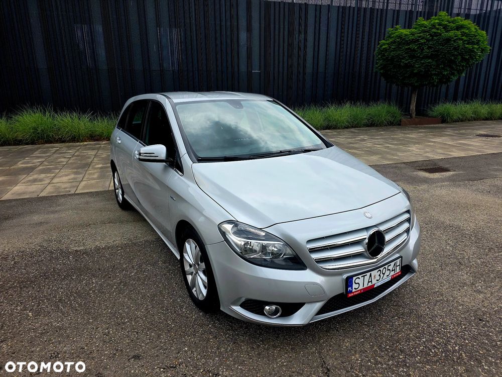 Mercedes-Benz Klasa B 180 (BlueEFFICIENCY) - 5