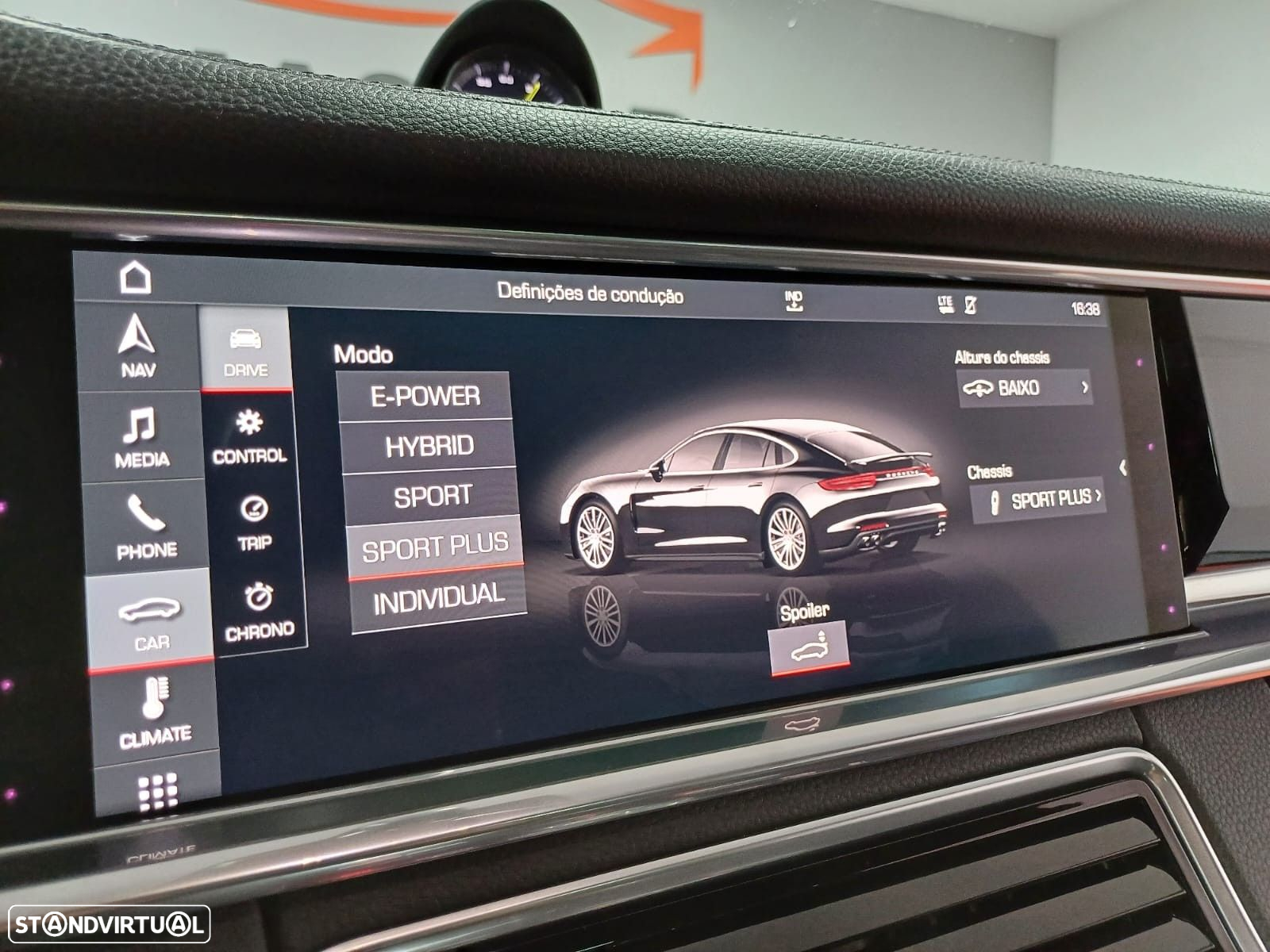 Porsche Panamera - 24