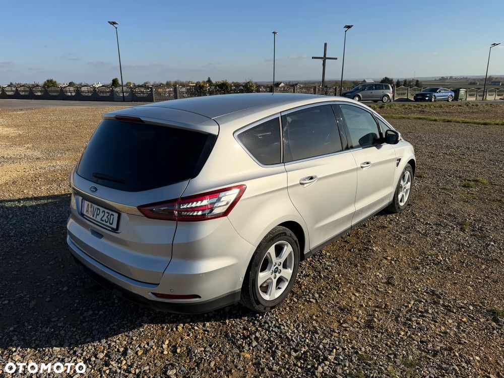Ford S-Max - 9