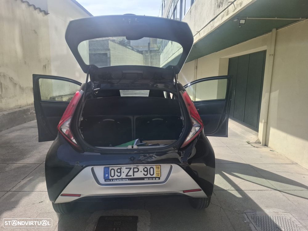 Toyota Aygo 1.0 X-Play - 3