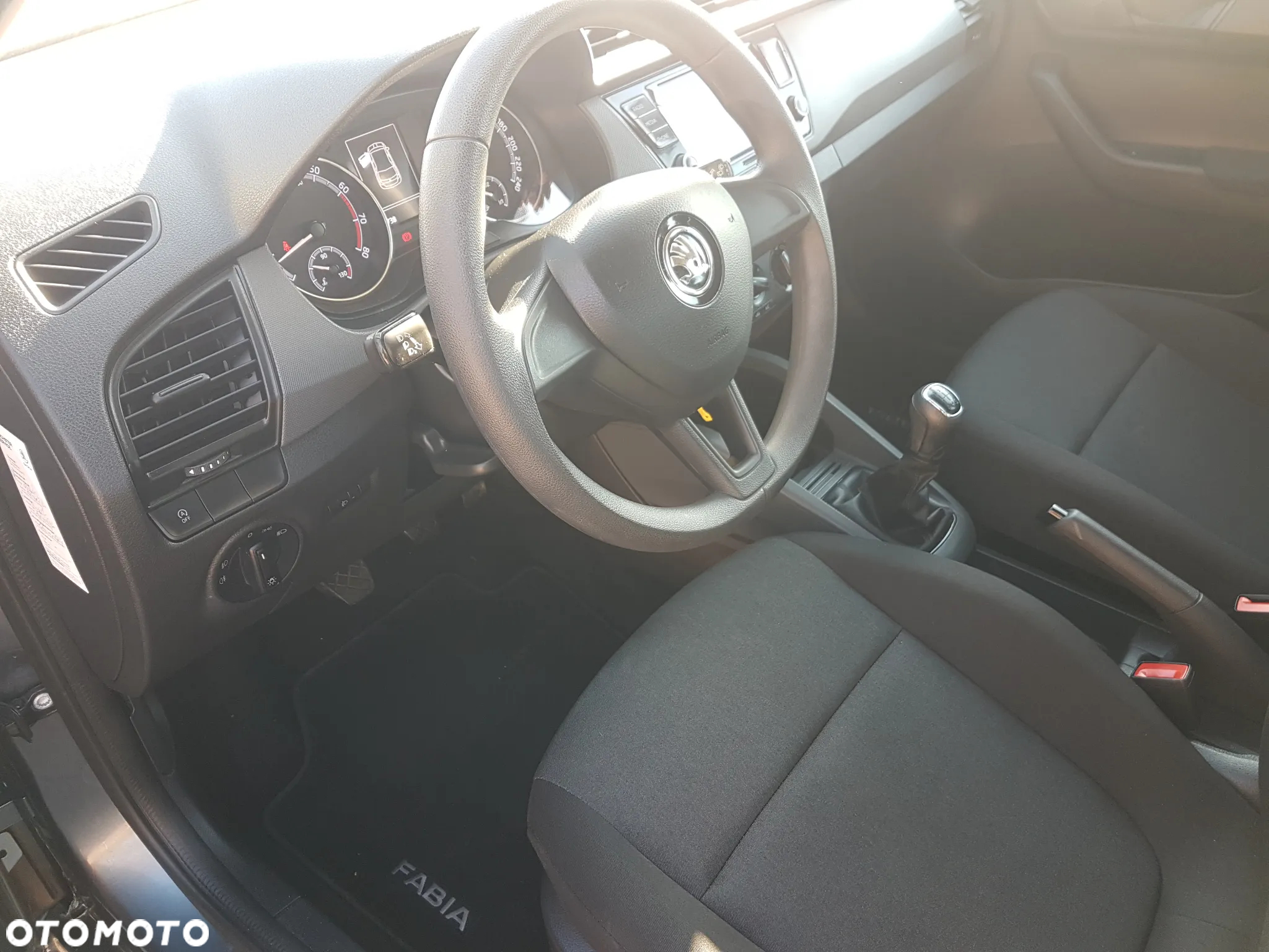 Skoda Fabia - 14