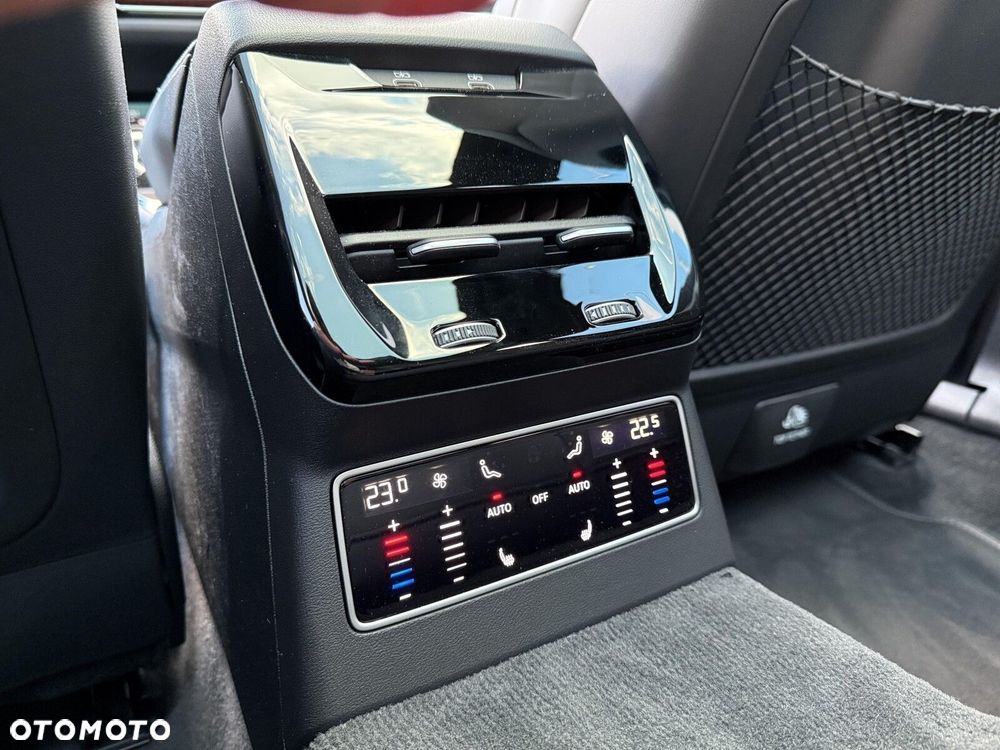 Audi A6 Avant TFSI mHEV Quattro S tronic - 35