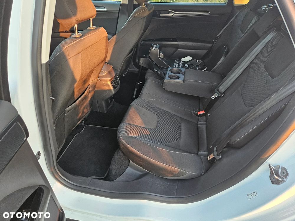 Ford Mondeo 2.0 TDCi STart-Stopp PowerShift-Aut Titanium - 27