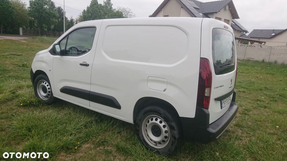 Peugeot Partner - 32